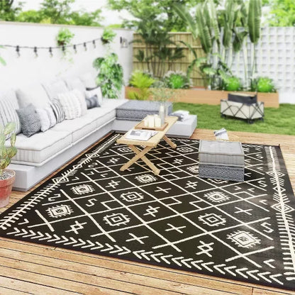 Outdoor Carpet - Modern Geometric Design