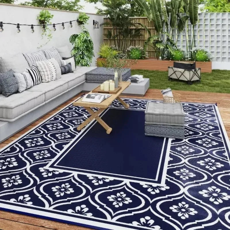 Outdoor Carpet - Modern Geometric Design