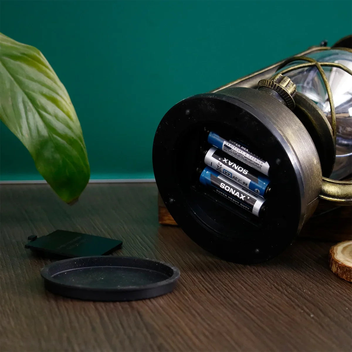 Retro LED Camping Light - Waterproof Outdoor Lantern Lamp